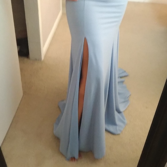 Prom dress - Picture 2 of 6